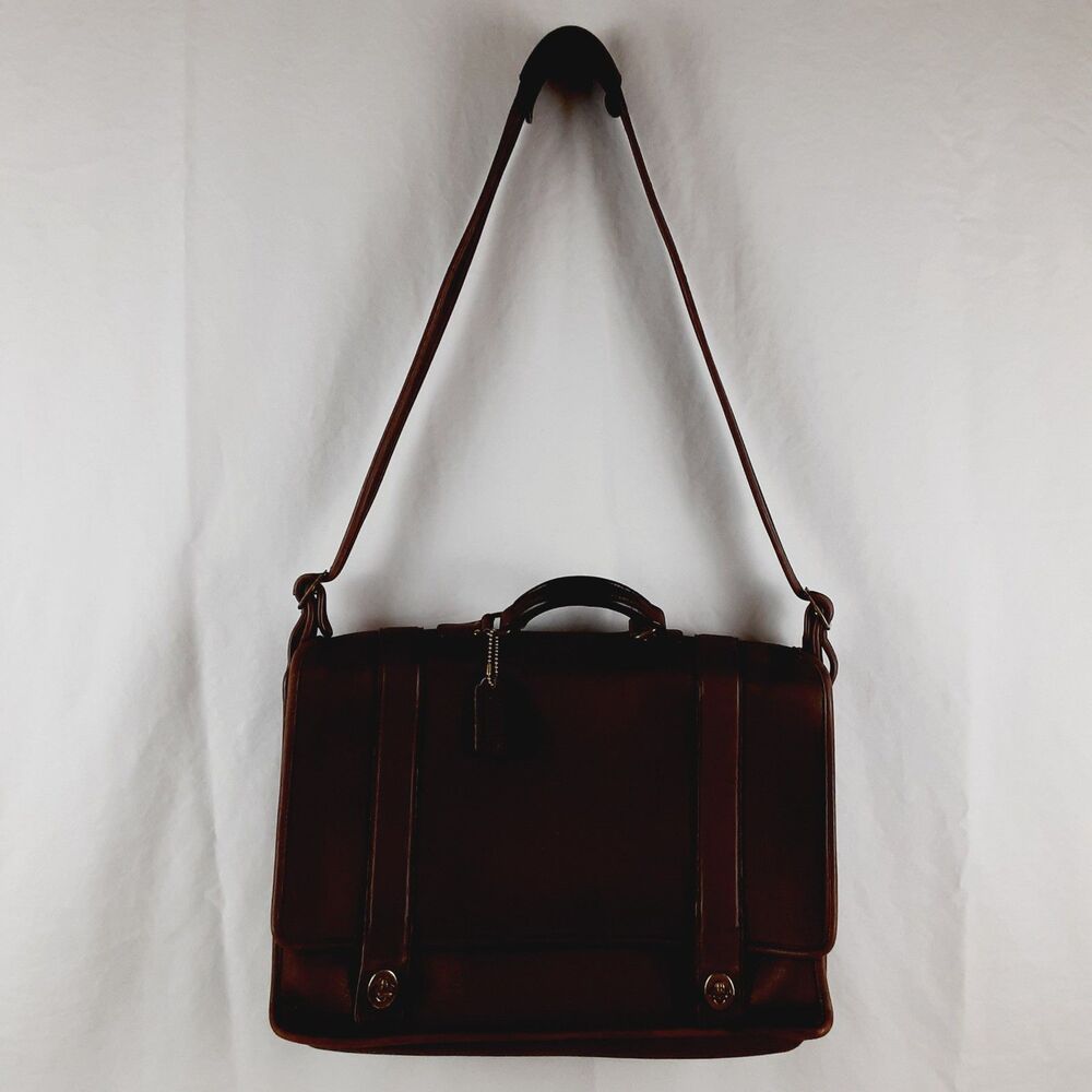 Coach 5274 Essex Briefcase Vintage 2004 United States Mahogony Leather